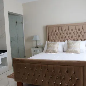 Guest house 100 Boutique Living, Rabat